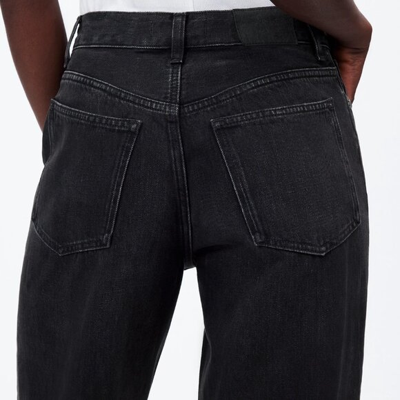 Madewell | Low-Slung Baggy Jeans - Picture 4 of 5